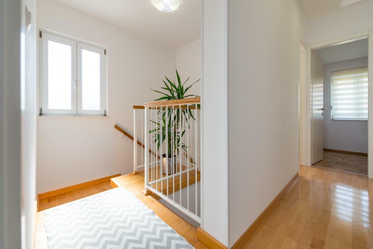 Apartment Sun & Sea Сплит Екстериор снимка