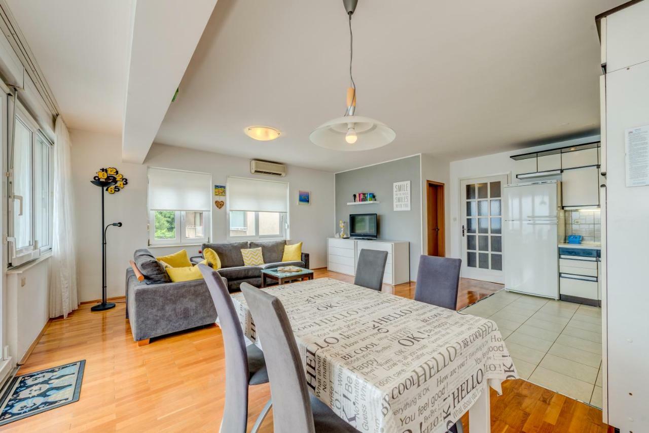 Apartment Sun & Sea Сплит Екстериор снимка