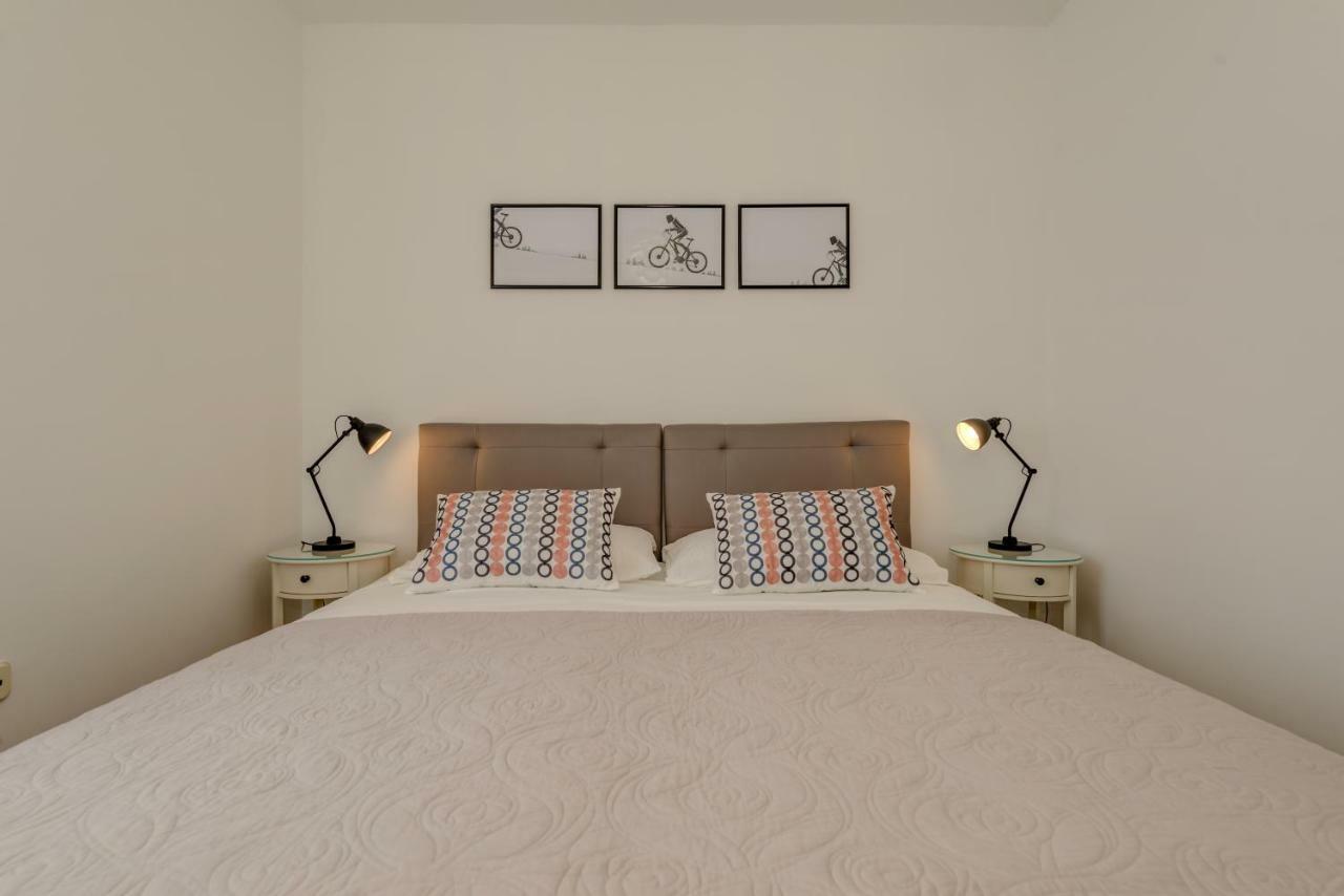Apartment Sun & Sea Сплит Екстериор снимка